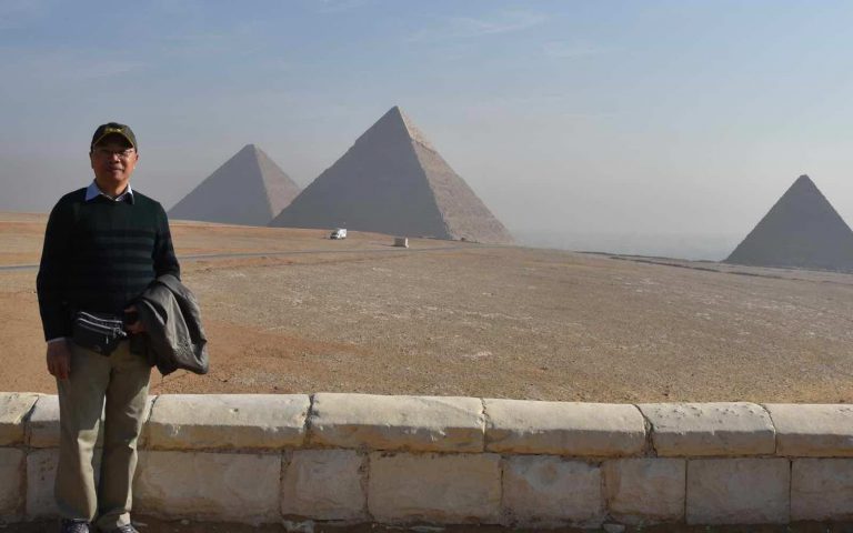 Cairo Pyramids Sphinx and screaming Chinese