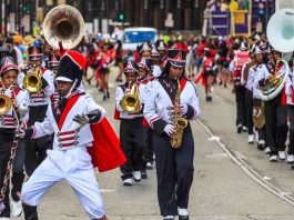 Mardi Gras parades through the streets of New Orleans.People celebrated crazily.